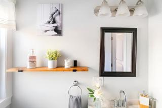 Jennifer's Walkable Private Apartment Getaway with Relaxing Deck - Providence - 9