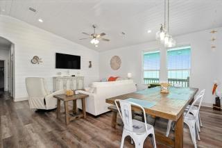 Breeze Easy home - Crystal Beach - 4