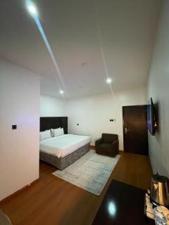 PEPE Suites - - 7