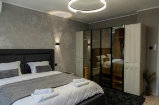 Golden Light - 3BR Luxury Central - 1