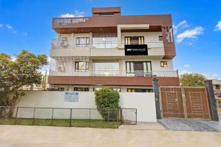 Townhouse Mayfield Garden Nearby Golf course road - Gurgaon - 0