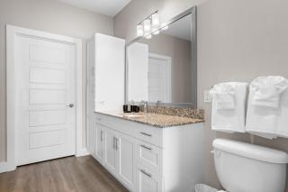 Private Full Close to Parks King Apt, Pool, Gym, Pets Allowed - Orlando - 8