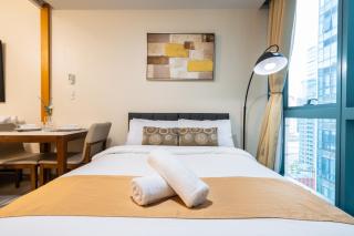 One Uptown Residence 1Br 2Bed Affordable for 4,Uptown Mall Linked - Manila - 2