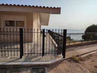 Peaceful Hilltop View Maisonette - Anavissos - 1
