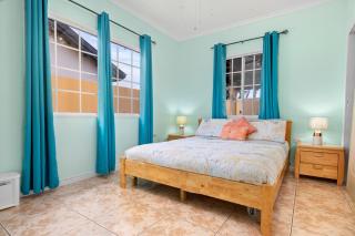 Casa de Reyes - Palm-Eagle Beach - 1