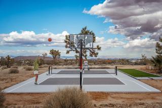 Sunset Grove By The Cohost Company - Yucca Valley - 2