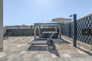 Luxury apartment with jacuzzi in Trogir - Trogir - 9