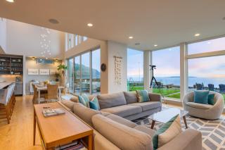 Chic Whidbey Island Waterfront Home w Hot Tub Firepits Views - 8