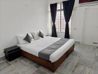 Chester House - Guwahati - 8