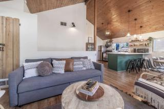 Navigate Stays Big Bears Best-Kept Secret Cabin - Big Bear City - 2