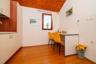 Apartments Vitoria - Mali Lošinj - 2
