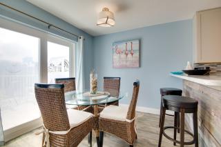 Walk to Cocoa Beach Condo with Patio! - Cocoa Beach - 9