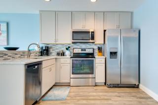 Walk to Cocoa Beach Condo with Patio! - Cocoa Beach - 1