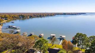 Harbor Point Hideaway,Sleeps 8, on open water - Gun Barrel City - 8