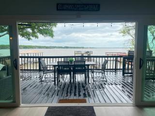 Harbor Point Hideaway,Sleeps 8, on open water - Gun Barrel City - 5
