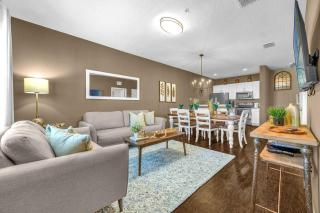Resort Townhouse Minutes to Disney 3204 - 6