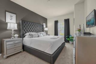 Dluxx Perfect Townhouse next to Disney Parks 3204 - 2