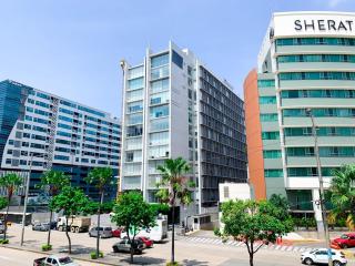 Suite vista a la ciudad, Parqueo, sofa cama, cerca mall del sol - Guayaquil - 0