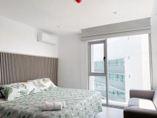 Suite vista a la ciudad, Parqueo, sofa cama, cerca mall del sol - Guayaquil - 5