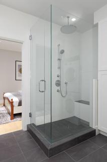 Charming Luxury Home Near Dt And Lonsdale Quay - North Vancouver - 5