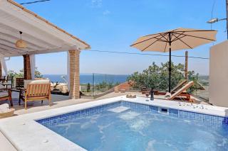 Olivella Luxury Suites - 9