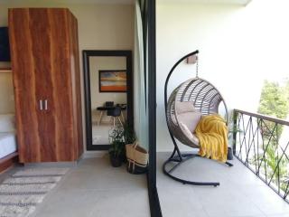 Tulum Home office Studio King bed with fast WiFi Gym Yoga laundry Pools and lift - Tulum - 5