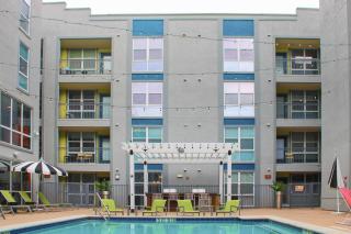 Upstay - Condo with Pool Gym Games BBQ & Patio - Austin - 0
