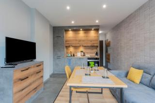 Urban Five #2 - Stylish One-bedroom apartments with Kitchen & Parking - Veliko Tŭrnovo - 2