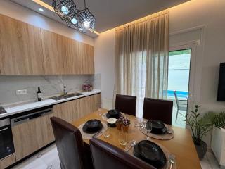 Caza pool Glyfada - Athene - 1