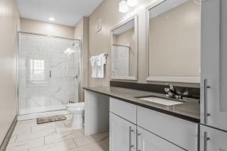Full Apartment w Pool, Gym, Near Parks, King Bed, Pet-Friendly - Orlando - 8