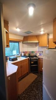 Redwood Cabin 1 - Tollerton - 2