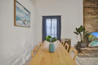 Luxurious 3-Bedroom House w Priv Pool Game Room - 1