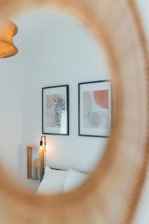 Cozy Old Town Apartment with Sunny Terrace - Vila do Bispo - 8