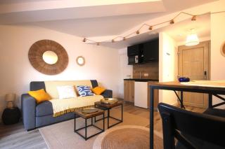 Studio grande piscine dans résidence hôtelière, proche plage - 8