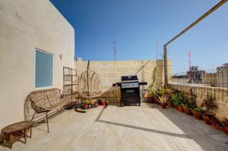 Artistic Traditional Maltese House - 2