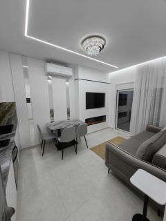 Modern Sea Side Apartment - Vlora - 0