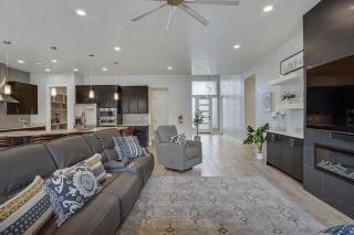 Luxury Home Near Sand Hollow - 7