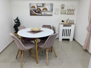 Cozy Family House - 4