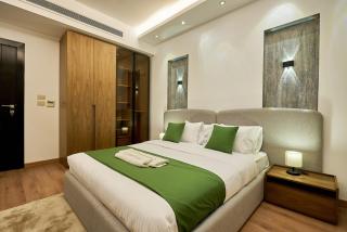 New Cairo Homehaven 3BR Apt Waterway - 1