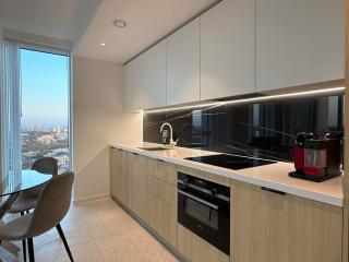Luxury Skyline living 1BR Apartment Central London - Londra - 8