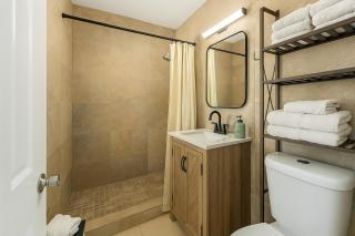 Central Miami Oasis, Near Brickell, Grove & Little Havana - Miami - 4