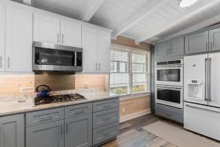 Private Pool and Just a 3 Minute Walk to the Beach - Pawleys Island - 4