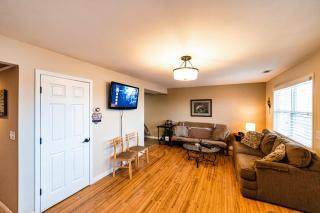 Osage Beach Getaway - Lake Views & Pet Friendly - Osage Beach - 3