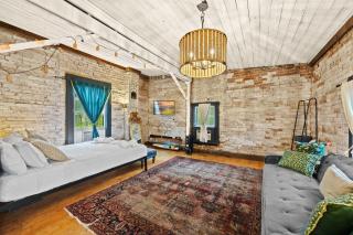 Stylish Home Close to Derby & Bourbon Trail Fun - Louisville - 9