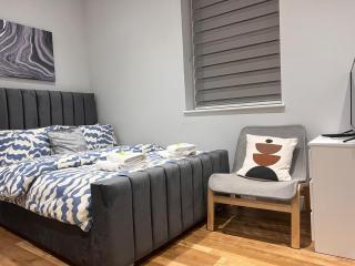 MJ Serviced apartment - West London - Hanwell - 1