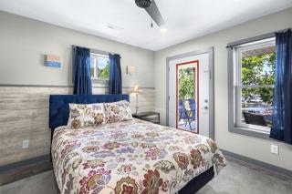 Bass Point Bliss - Resort Rental on Lake of the Ozarks Shoreline - Gravois Mills - 8