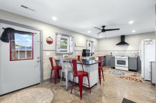 Bass Point Bliss - Resort Rental on Lake of the Ozarks Shoreline - Gravois Mills - 2