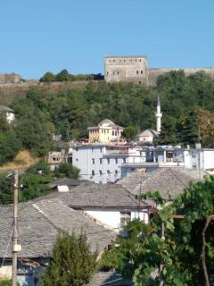 Paspali Guest House - Gjirokastër - 7