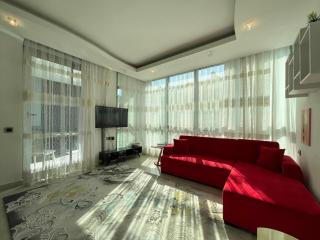 SA Apartments! 2BD Flat 200m to the Beach - 1