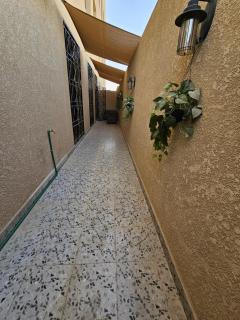 Spacious, Boho 3-Bedroom Apartment North Riyadh - Riade - 6